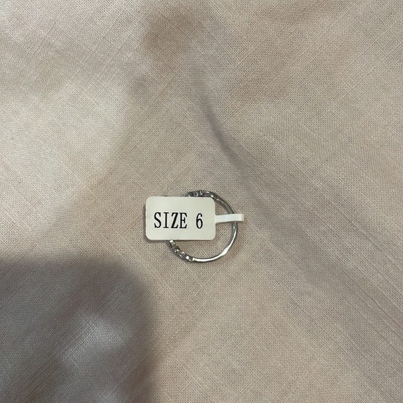 SILVER 925 RING - Picture 3 of 3